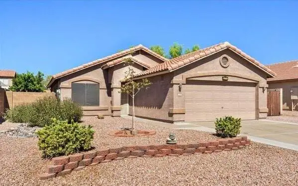 Help sell my house Apache Junction Arizona
